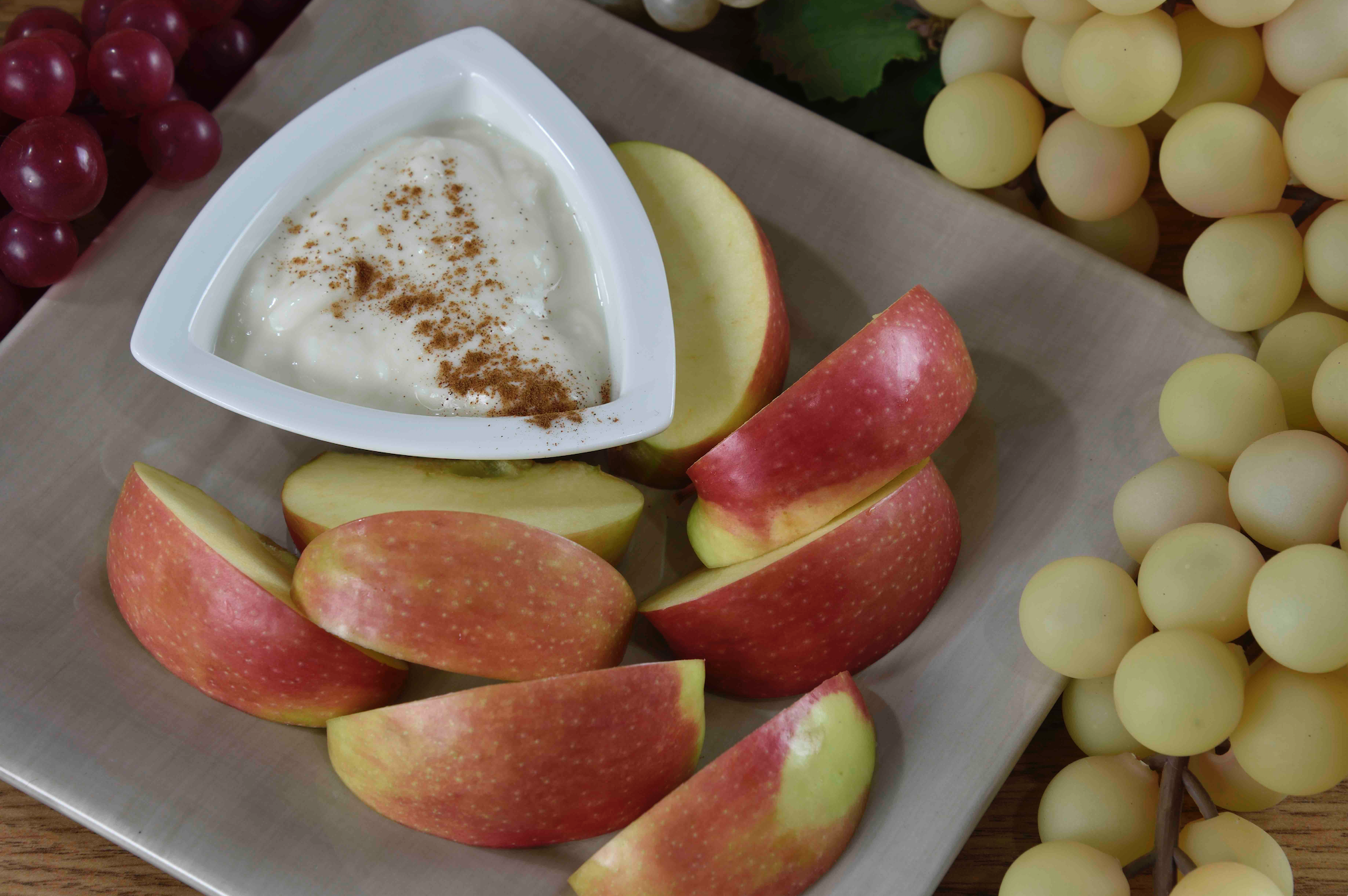 Need A Quick Snack? Try This Apple Dipper!