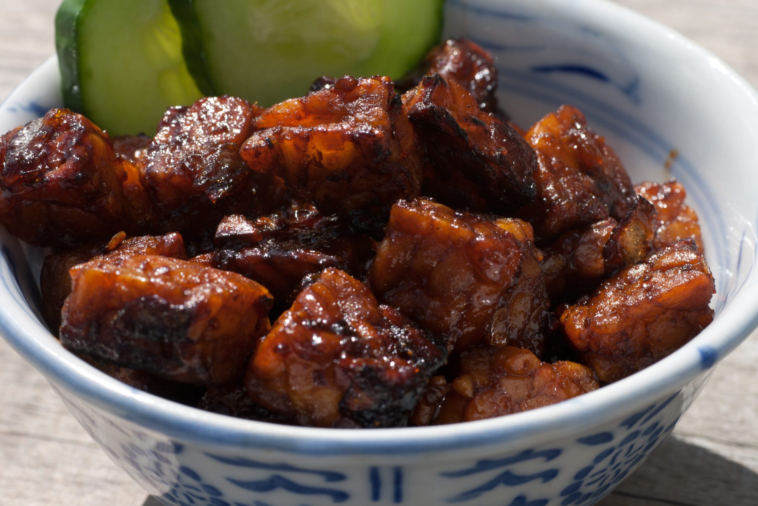 Tempeh Lettuce Wraps With Honey-Garlic Glaze